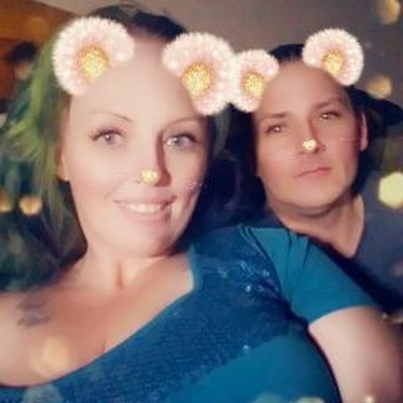 Meet your Posher, Danielle - Picture 1 of 1